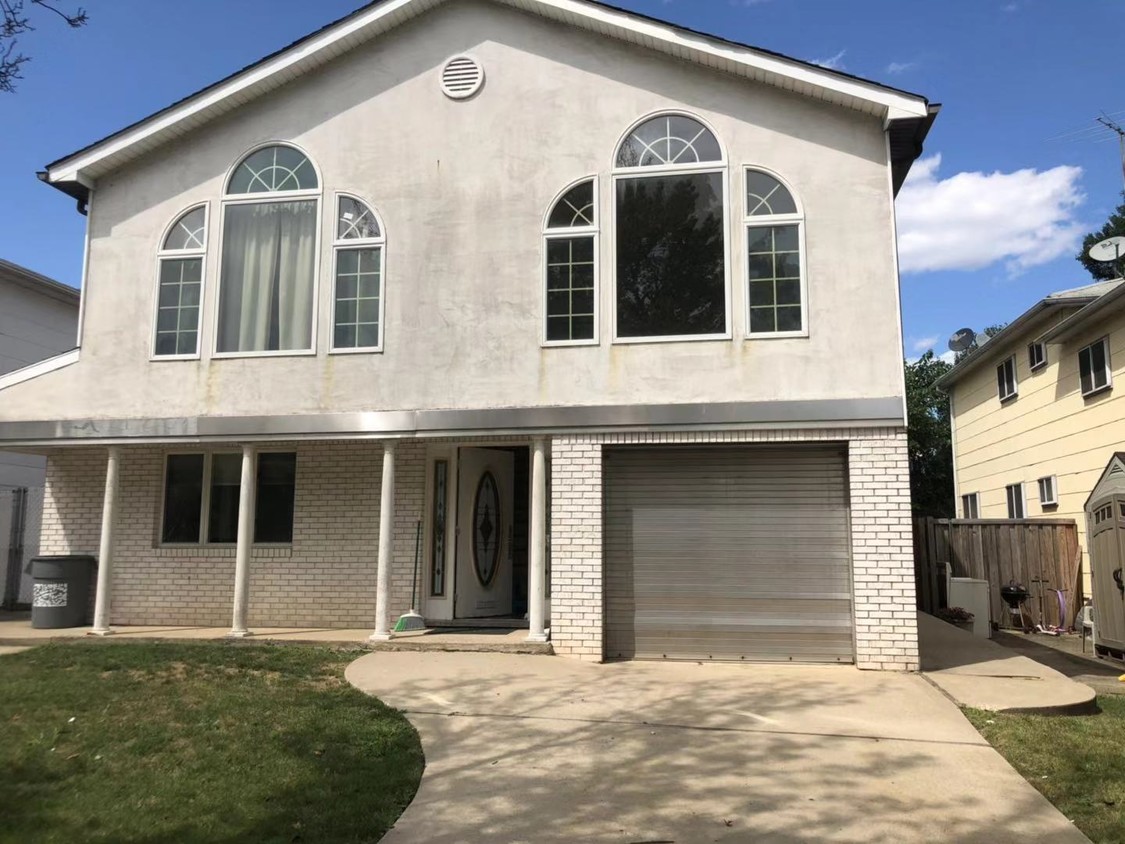 Primary Photo - 63 Plank Rd