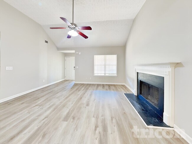 Building Photo - 1221 Brown's Country Ln