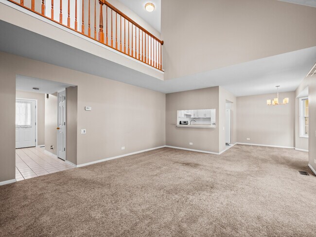 Building Photo - 4672 N Sapphire Dr