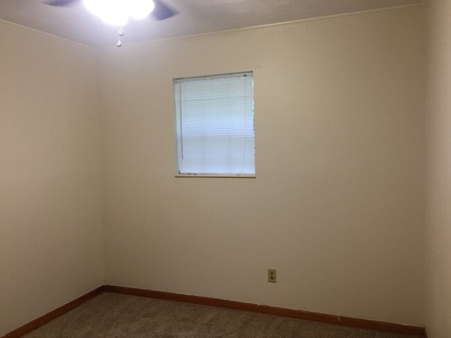 Foto del edificio - 125 Hiwassee Ave NE