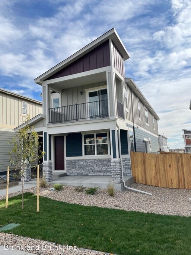 Primary Photo - 4 br, 3.5 bath House - 7677 Frigid Air Point