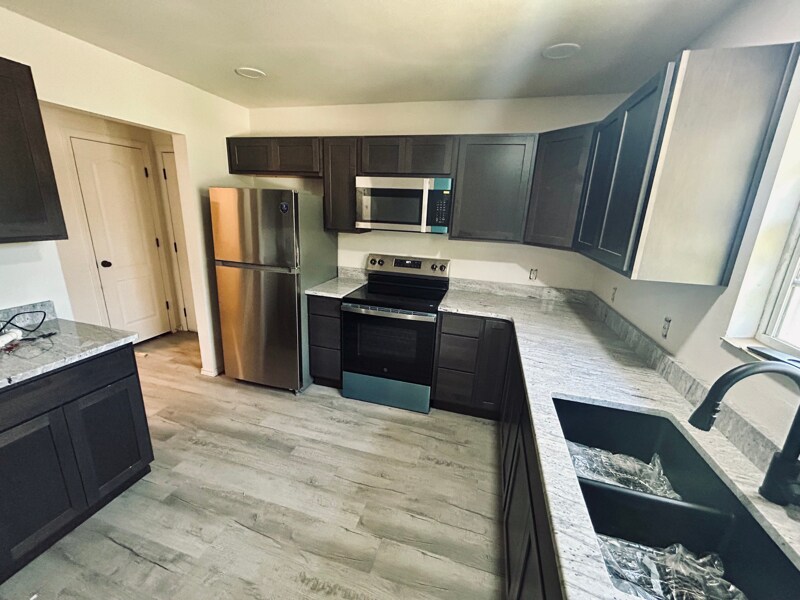 Foto principal - 63173 E 291 Rd