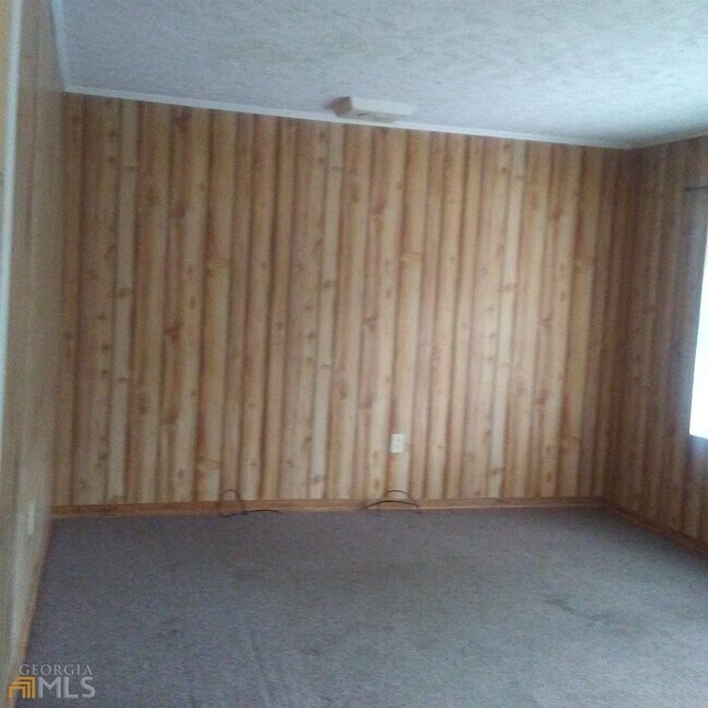 Foto del edificio - 237 Thrasher St