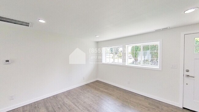 Foto del edificio - 3930 NE 6th Pl