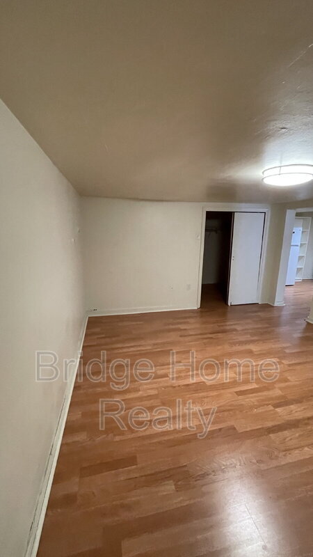 Foto del edificio - 3141 Beechwood Blvd