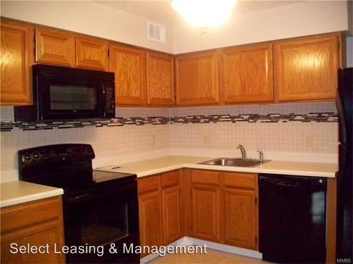 Building Photo - 1239 Creve Coeur Crossing Ln