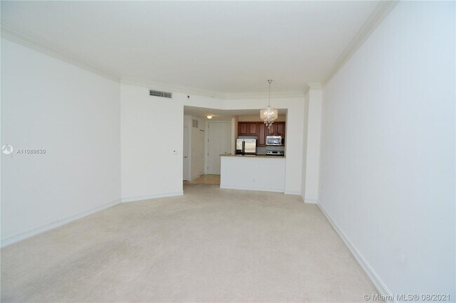 Foto del edificio - 3001 NE 185th St