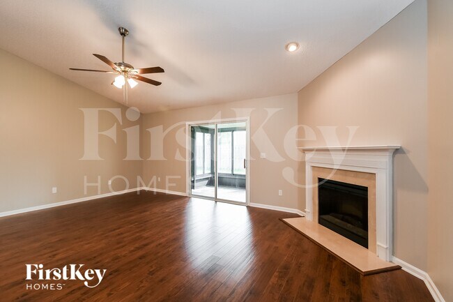 Building Photo - 6530 Blue Leaf Ln