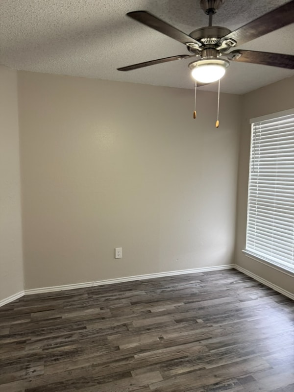 Building Photo - 3016 Gregory Ln