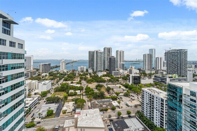 Foto del edificio - 3301 NE 1st Ave