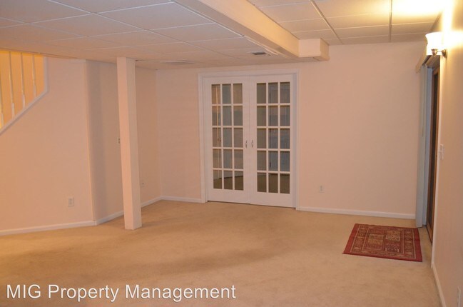 Building Photo - 1036 Smith Manor Blvd