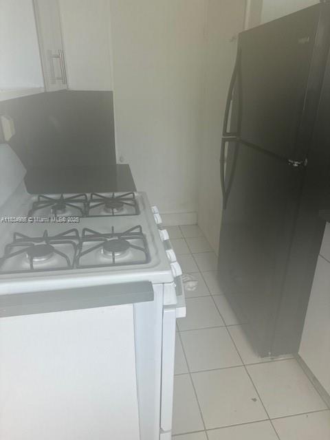 Foto del edificio - 985 Bay Dr