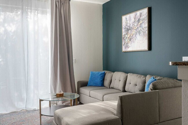 Foto del edificio - 13005 Meandering Way