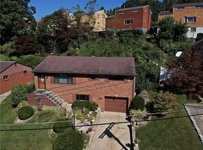Building Photo - 216 Mira Ave