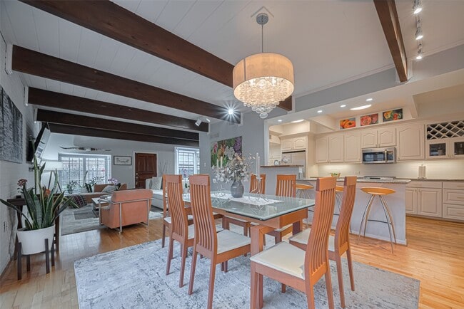 Foto del edificio - 5368 Brownway St