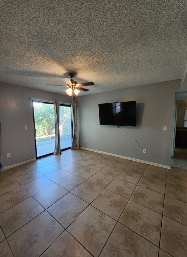 Foto del edificio - 455 Alt 19