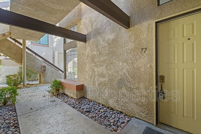 Building Photo - 2601 S Broadmoor Dr