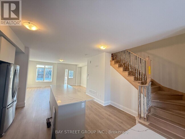 Photo du bâtiment - 183 Seguin St