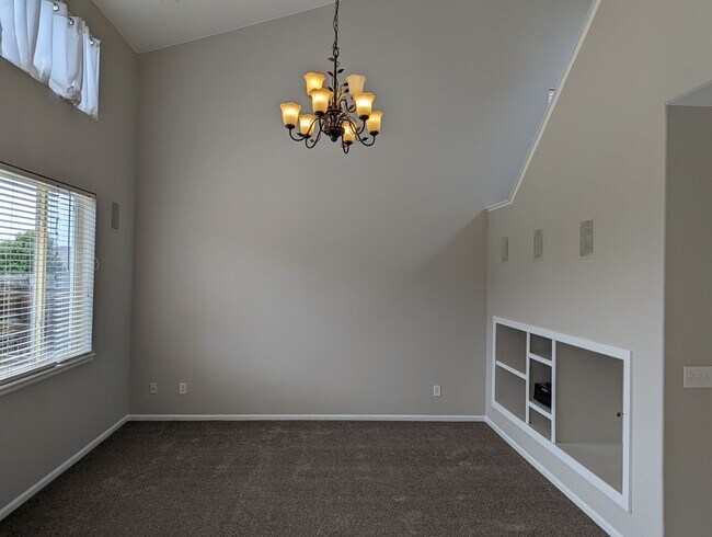 Building Photo - Gorgeous 2 Story 3 Bedroom 2.5 Baths in Dacono For Rent