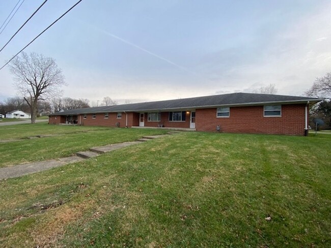 Building Photo - 425-453 Ogden Road