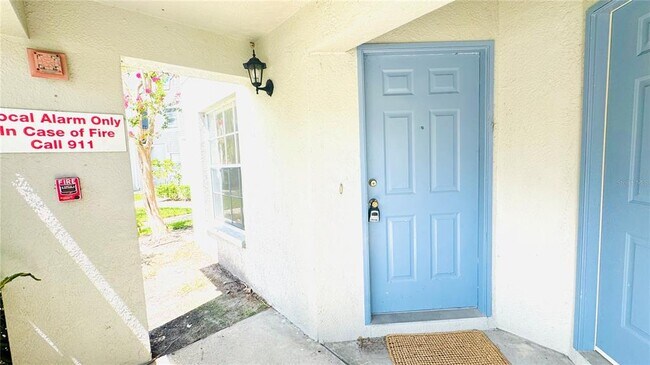 Building Photo - 7200 E Bank Dr