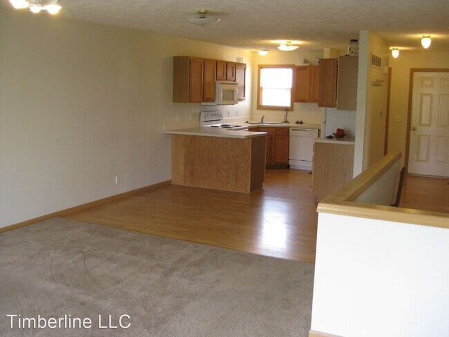 Building Photo - 7141 N 15th St