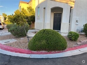 Building Photo - 1287 Horizon Village Ave