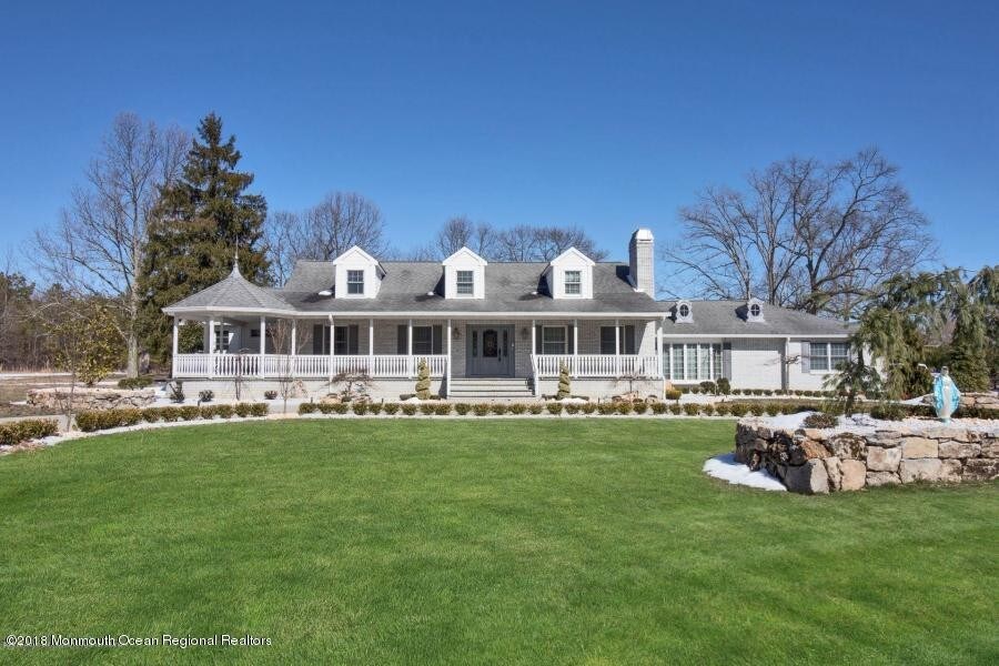 Primary Photo - 414 Millstone Rd