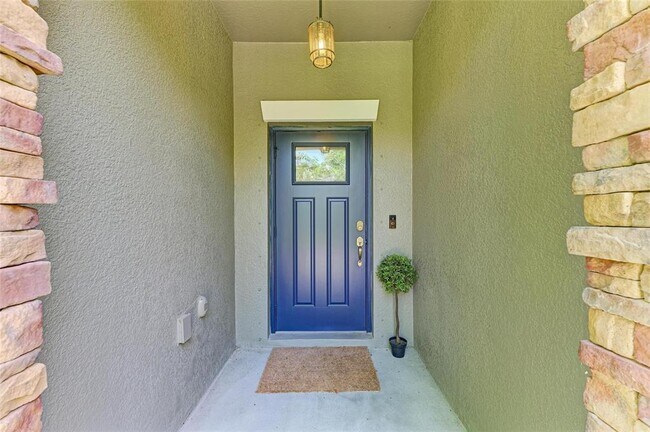 Foto del edificio - 6322 Lantern View Pl