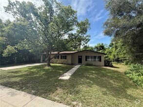 Building Photo - 1570 W Beresford Ave