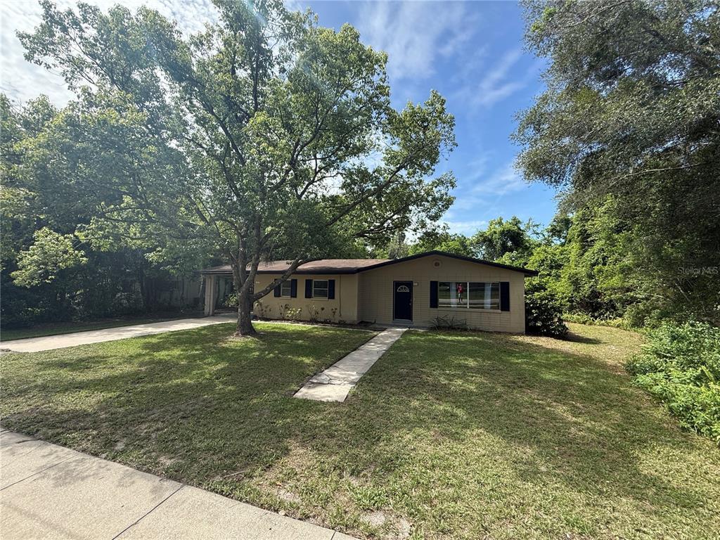Foto principal - 1570 W Beresford Ave