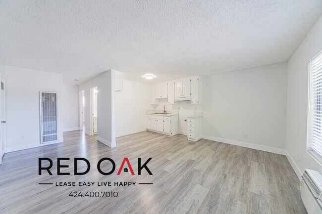 Foto del edificio - 12883 San Fernando Rd