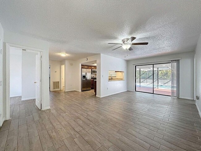 Foto del edificio - 7410 Dundee Ct