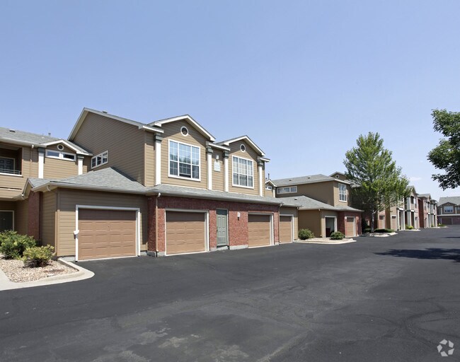 HiLine at Littleton Commons Rentals Littleton, CO