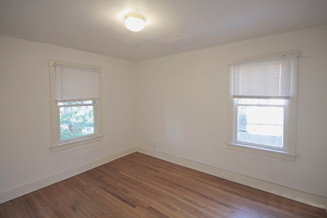 Foto del edificio - 318 Whitney Ave