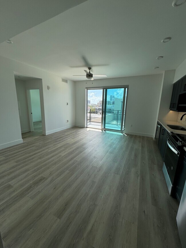 Foto del edificio - 45 NW 31st St