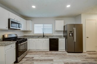 Building Photo - 1911 Ripple Creek Dr