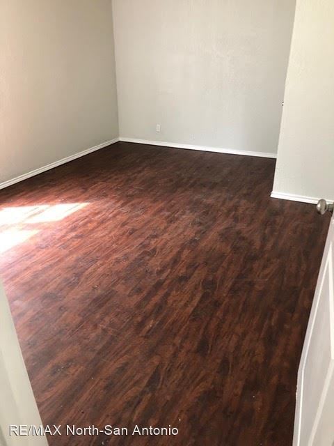 Foto del edificio - 3 br, 1 bath House - 5218 Sherri Ann