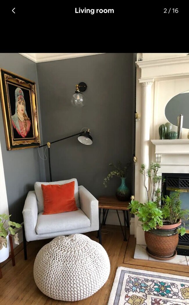 Building Photo - Furnished or unfurnished super deal at Edw...