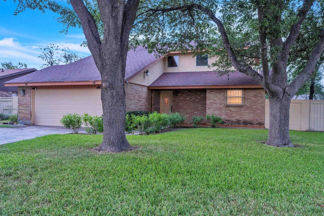 Foto principal - 901 Eden Ln
