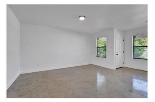 Building Photo - 1373 Cooper St