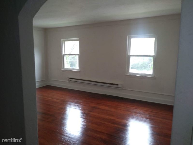 Foto principal - 985 Debbe Ln