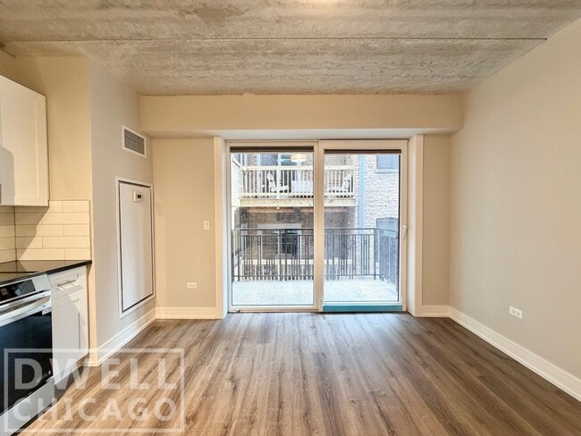 Foto del edificio - 938 W Carmen Ave