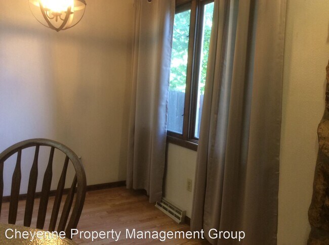 Building Photo - 3 br, 4 bath House - 7107 Tumbleweed Dr