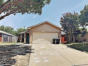 Building Photo - 1021 Olivewood Ln