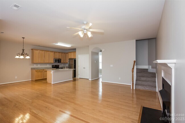 Building Photo - 6104 The Meadows Ln