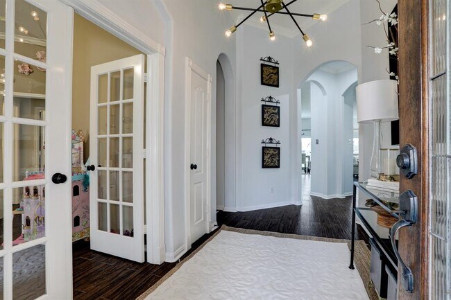 Foto del edificio - 1535 Garden Lakes Dr