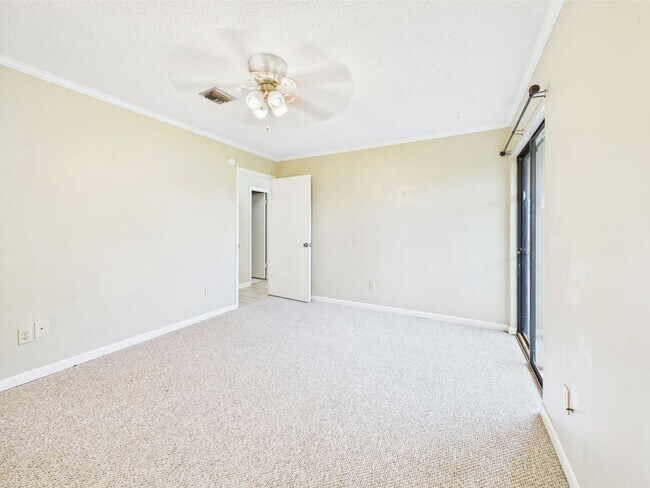 Building Photo - 307 Cougar Ridge