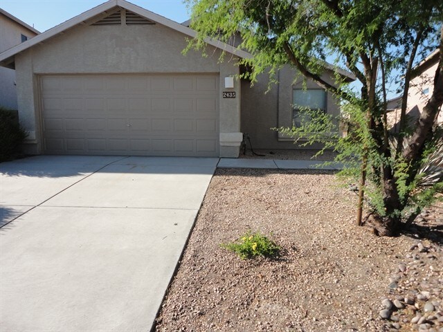 Foto principal - 2435 W Waterway Pl