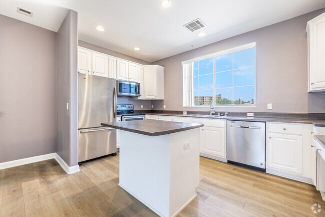 Building Photo - 4455 E Paradise Village Pky S